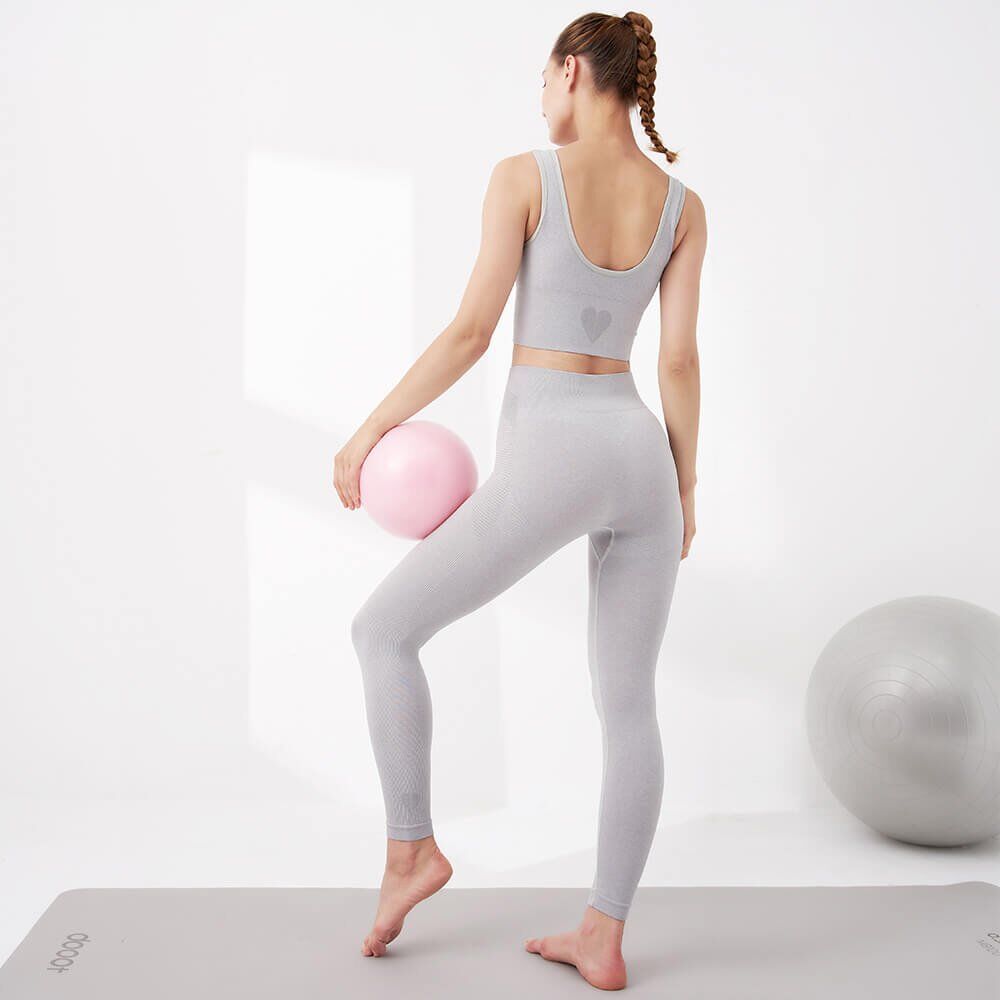1L-T592593 Women Sportswear and Yogawear with Vest Bra and long Leggings - Image 2