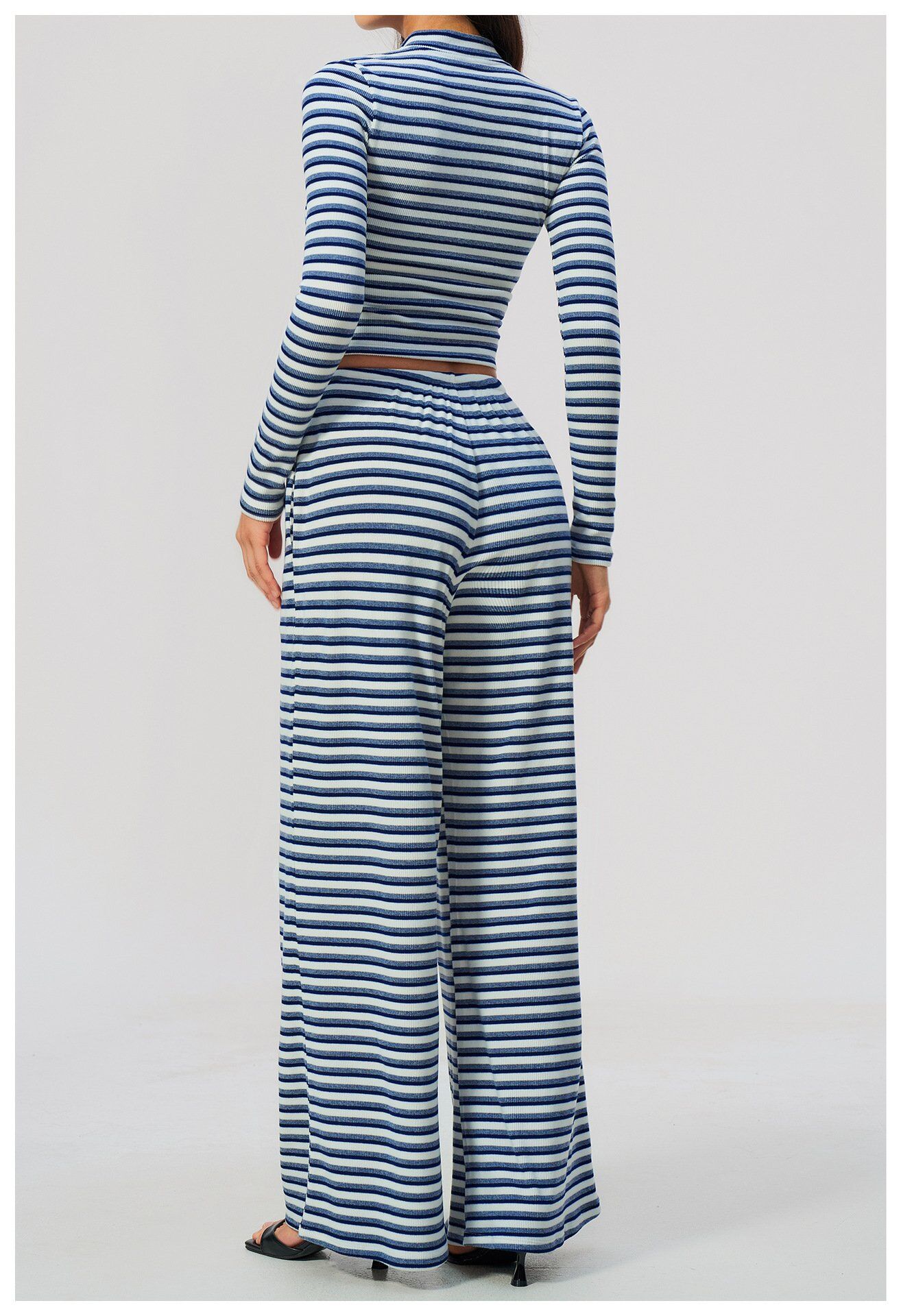 YHT YB Women’s 3-Piece Striped Activewear Set – Breathable, Comfortable Workout Set for Yoga, Running & Fitness - Image 5